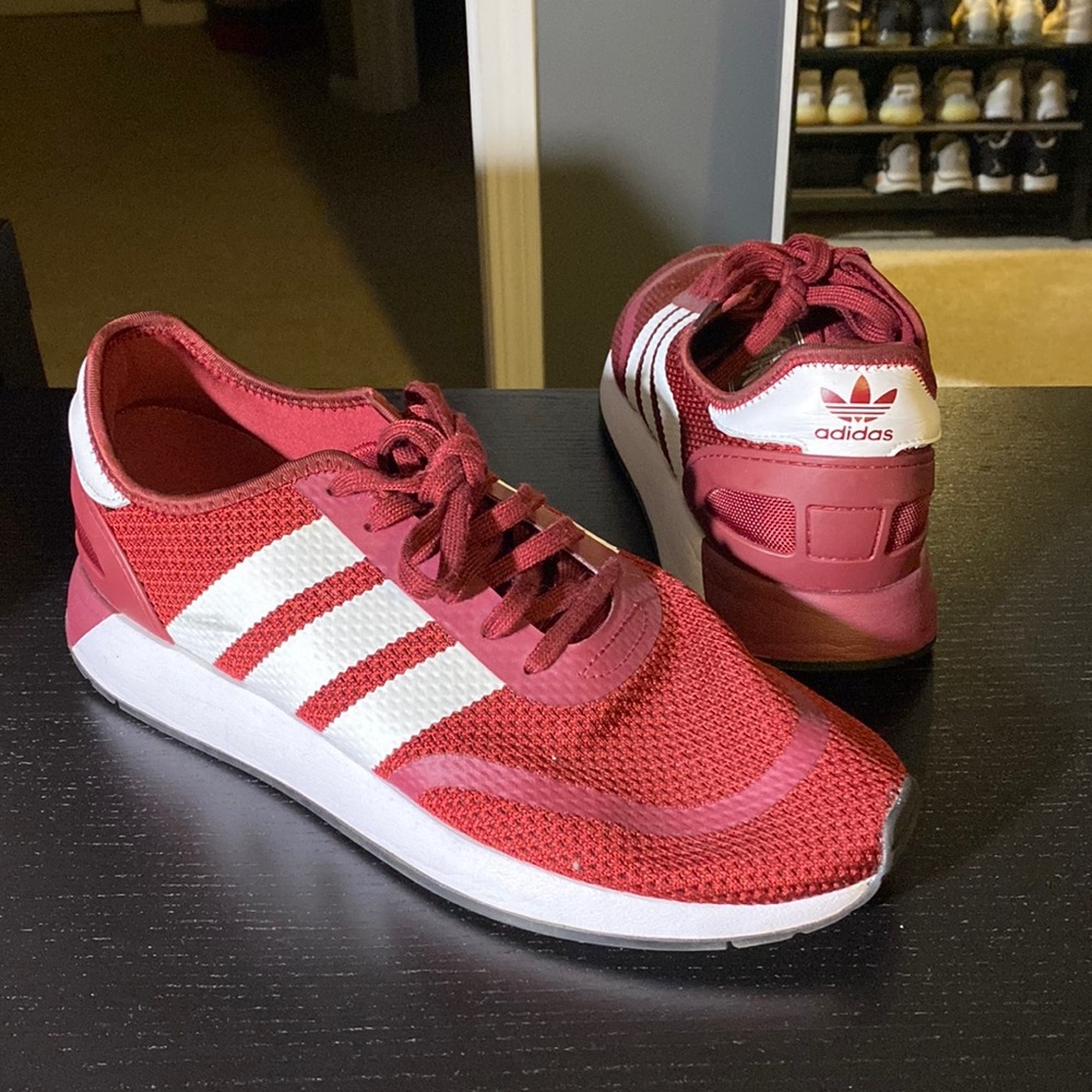 Adidas Sneakers